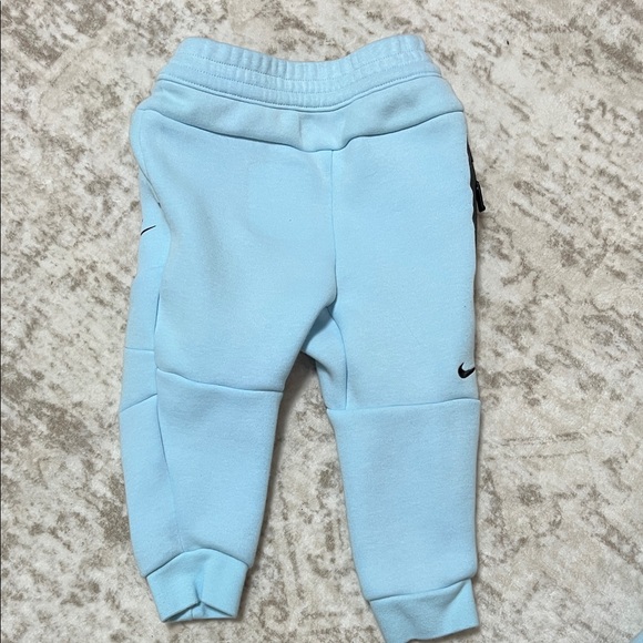 Nike Tech Fleece Tracksuit 18 months - glacier blue - Picture 5 of 8